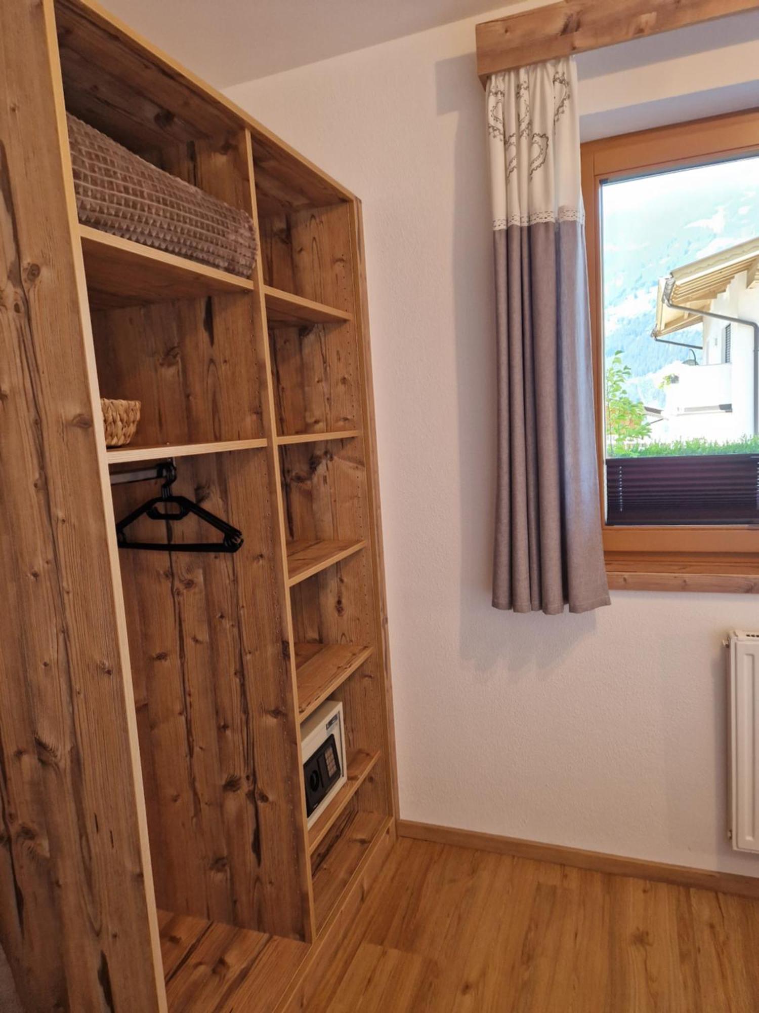 Haus Roland Apartment Zell am Ziller Ngoại thất bức ảnh