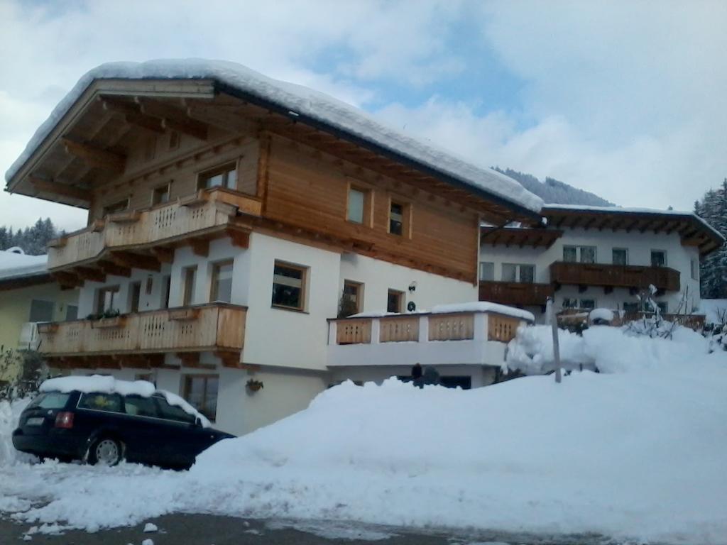 Haus Roland Apartment Zell am Ziller Ngoại thất bức ảnh
